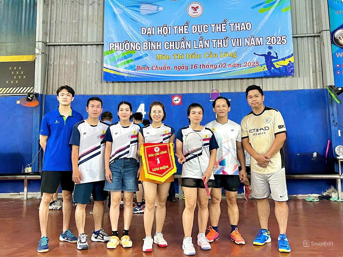 CLB CẦU LÔNG V.F.R. GIÀNH HUY CHƯƠNG ĐỒNG TẠI ĐẠI HỘI TDTT PHƯỜNG BÌNH CHUẨN