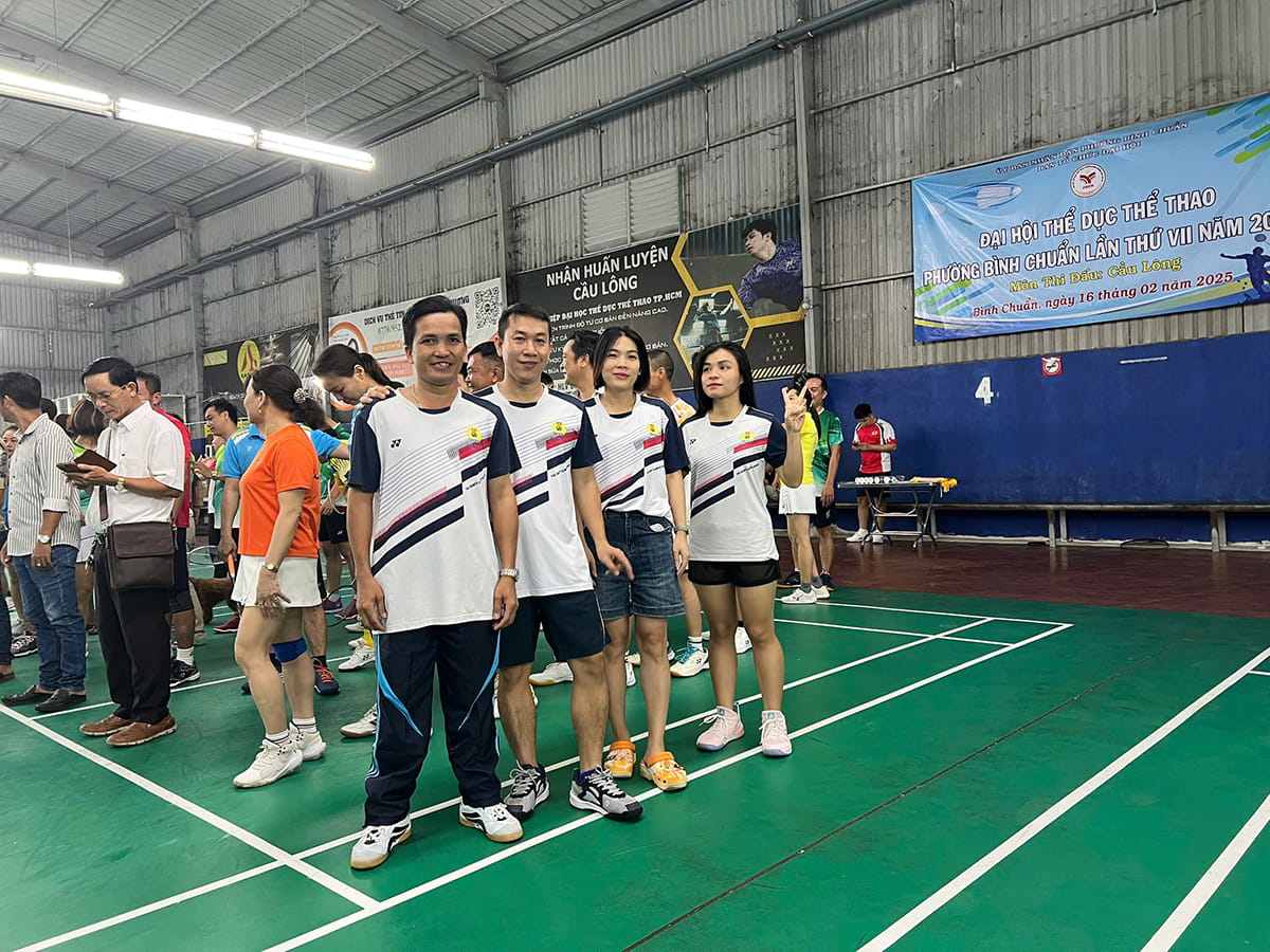 CLB CẦU LÔNG V.F.R. GIÀNH HUY CHƯƠNG ĐỒNG TẠI ĐẠI HỘI TDTT PHƯỜNG BÌNH CHUẨN (7)