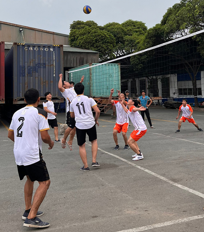 V.F.R TỔ CHỨC THÀNH CÔNG GIẢI BÓNG CHUYỀN 2024 CHÀO MỪNG THÁNG NGƯỜI LAO ĐỘNG (7)