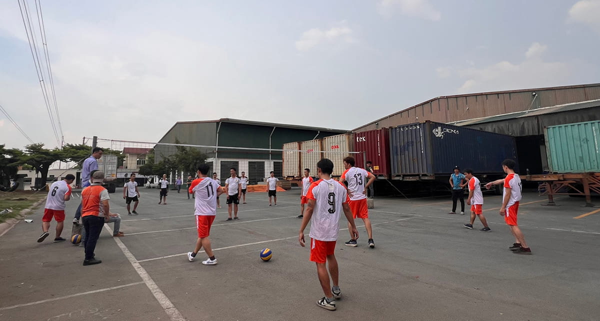 V.F.R TỔ CHỨC THÀNH CÔNG GIẢI BÓNG CHUYỀN 2024 CHÀO MỪNG THÁNG NGƯỜI LAO ĐỘNG (11)