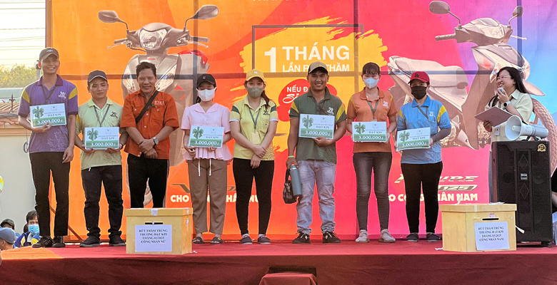V.F.R TỔ CHỨC CHƯƠNG TRÌNH RÚT THĂM MAY MẮN MỪNG HOÀN THÀNH CHỈ TIÊU THÁNG 3/2025 (13)