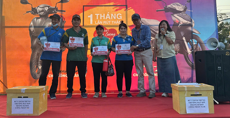 V.F.R TỔ CHỨC CHƯƠNG TRÌNH RÚT THĂM MAY MẮN MỪNG HOÀN THÀNH CHỈ TIÊU THÁNG 3/2025 (19)