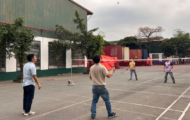 KHUYẾN KHÍCH LỐI SỐNG LÀNH MẠNH: DỰ ÁN SÂN CẦU LÔNG NỘI BỘ