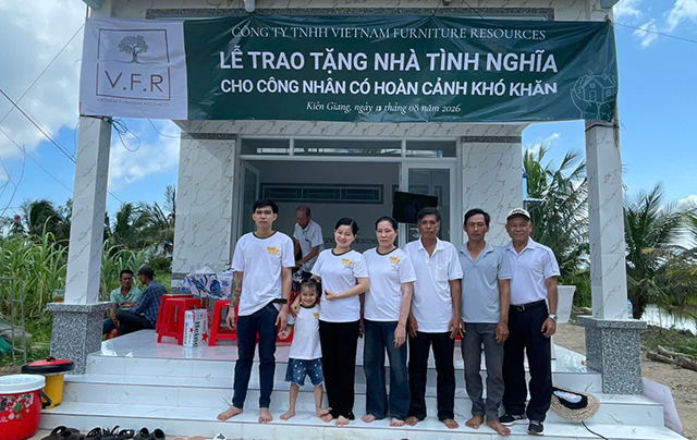 TỪ MẤT MÁT ĐẾN MÁI ẤM MỚI – V.F.R ĐỒNG HÀNH CÙNG NGƯỜI LAO ĐỘNG SAU SỰ CỐ HỎA HOẠN