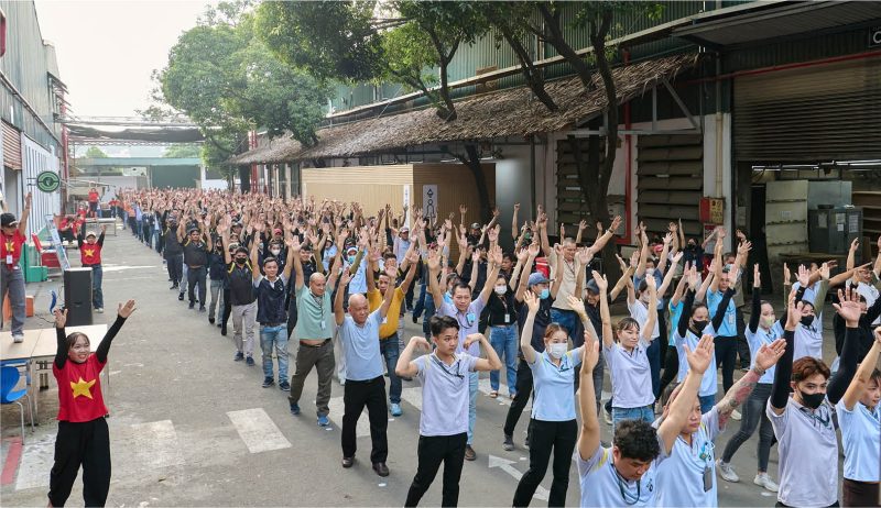 5 PHÚT VẬN ĐỘNG – NĂNG LƯỢNG CHO CẢ NGÀY (9)