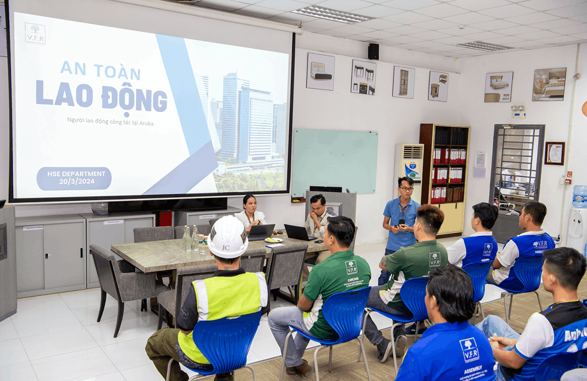 HOÀN TẤT ĐÀO TẠO AN TOÀN VẬN HÀNH MÁY – SƠ CẤP CỨU BAN ĐẦU VÀ PHÒNG CHÁY CHO ĐOÀN CÔNG NHÂN ĐI CÔNG TÁC TẠI ARUBA (3)