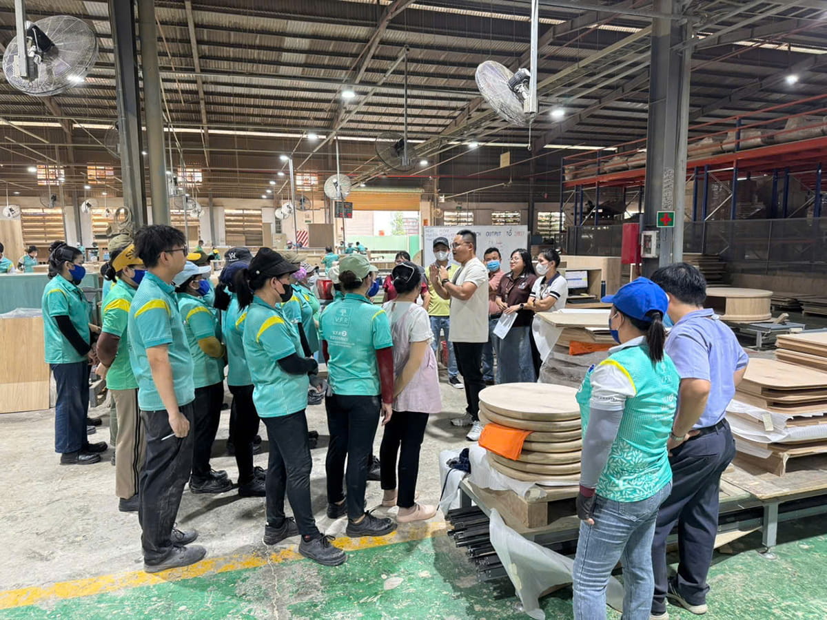 KHỞI ĐỘNG CHƯƠNG TRÌNH NÂNG BẬC TAY NGHỀ BỌC NỆM & CHÀ NHÁM (3)