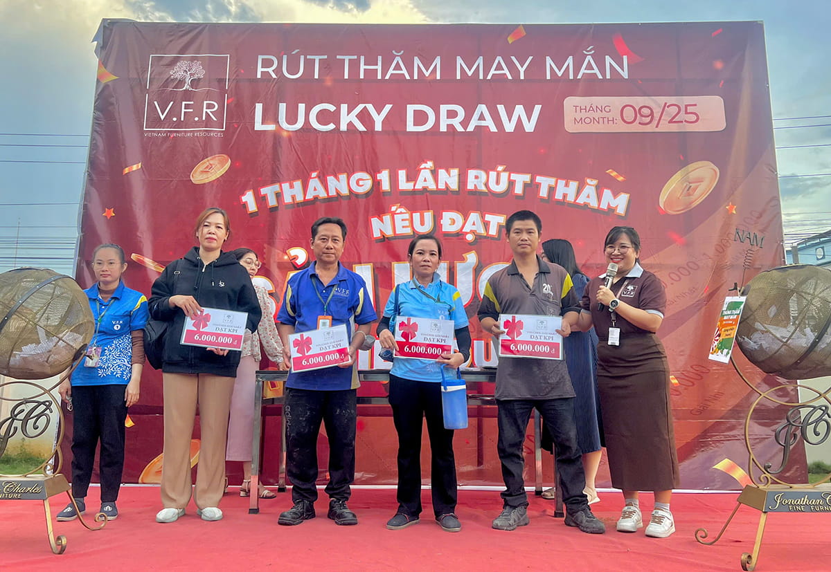 V.F.R TỔ CHỨC BỐC THĂM MAY MẮN CHO TOÀN THỂ CÔNG NHÂN VIÊN SAU KHI ĐẠT CHỈ TIÊU THÁNG 9/2025 (17)