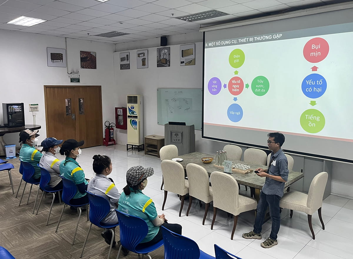 CHƯƠNG TRÌNH THI NÂNG BẬC TAY NGHỀ CHÀ NHÁM V.F.R (5)